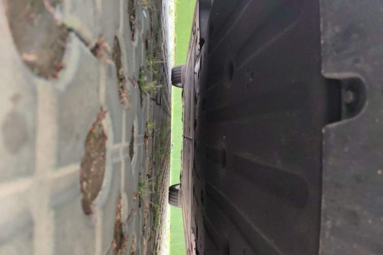 Used ONVO L60 2024 60 kWh Rear-Drive Version Chassis Front