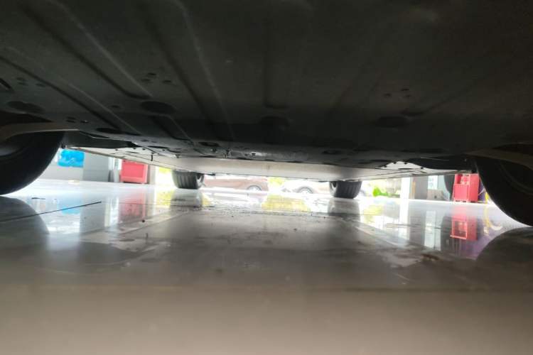 Used ONVO L60 2024 60 kWh Rear-Drive Version Chassis Front