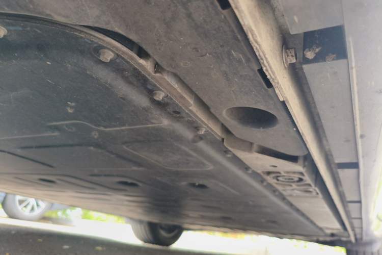 Used ONVO L60 2024 60 kWh Rear-Drive Version Chassis Front Left