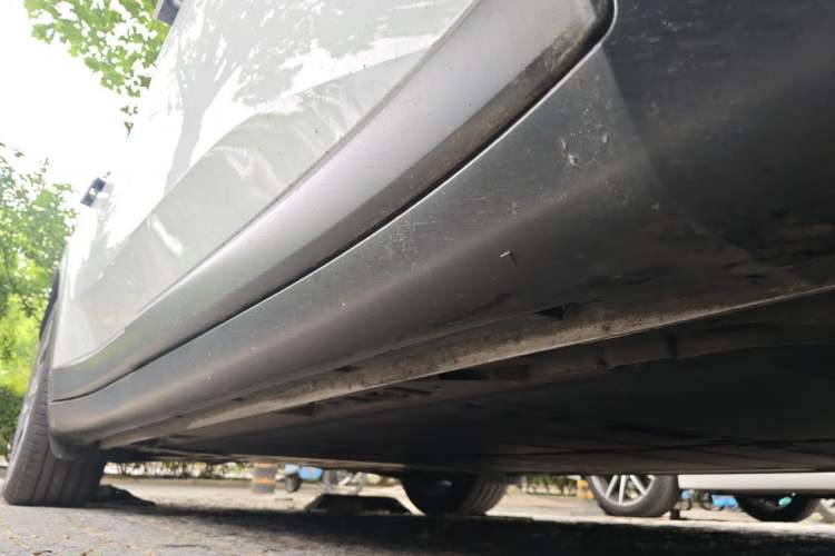 Used ONVO L60 2024 60 kWh Rear-Drive Version Chassis Front Right
