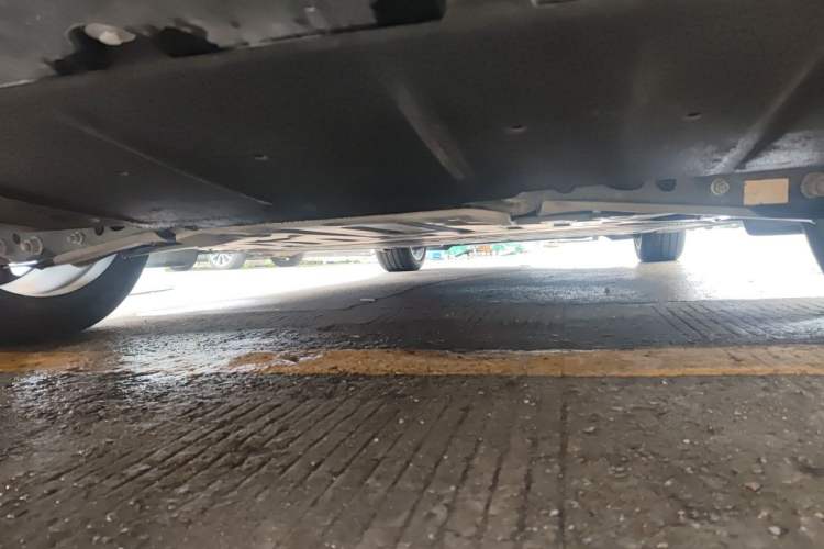 Used ONVO L60 2024 60 kWh Rear-Drive Version Chassis Rear