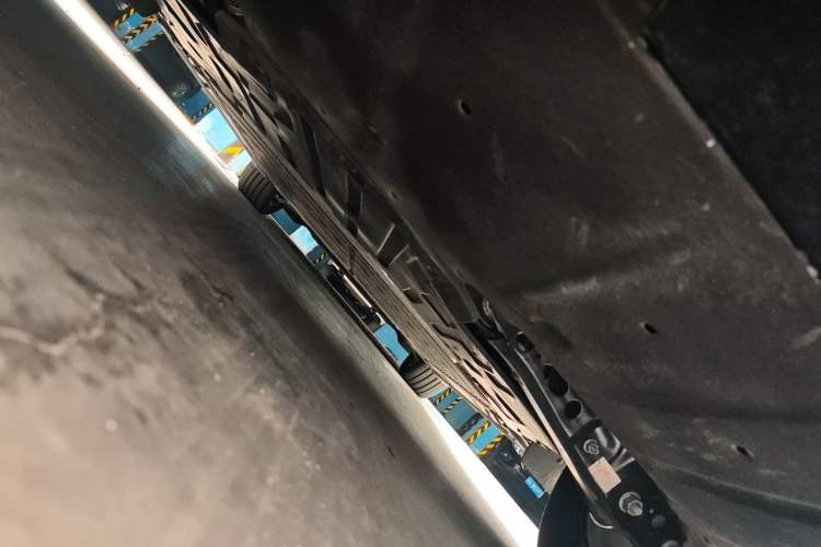Used ONVO L60 2024 60 kWh Rear-Drive Version Chassis Rear