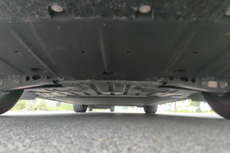 Used ONVO L60 2024 60 kWh Rear-Drive Version Chassis Rear