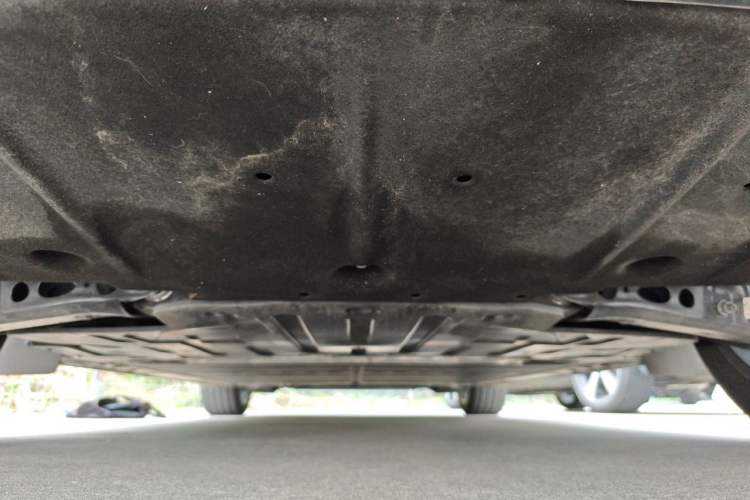 Used ONVO L60 2024 60 kWh Rear-Drive Version Chassis Rear