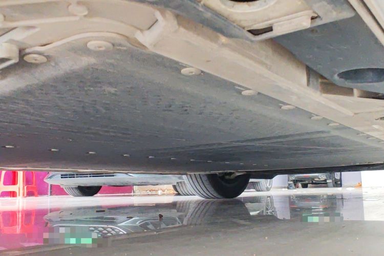 Used ONVO L60 2024 60 kWh Rear-Drive Version Chassis Rear Right