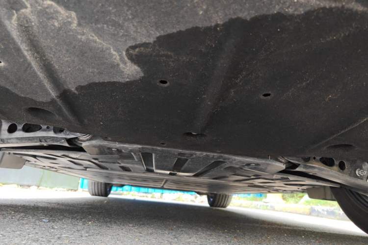 Used ONVO L60 2024 60 kWh Rear-Drive Version Chassis Rear