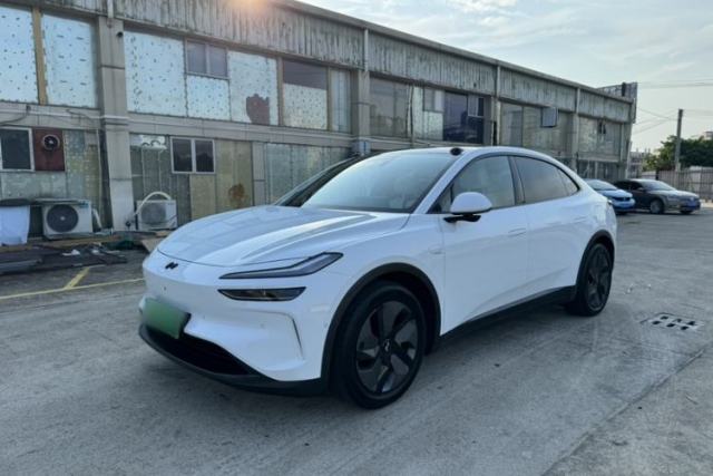 Used ONVO L60 2024 60 kWh Rear-Drive Version