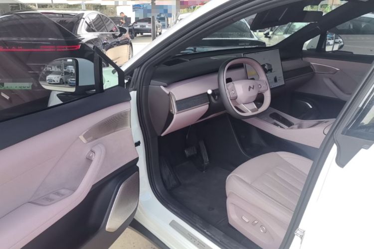 Used ONVO L60 2024 60 kWh Rear-Drive Version Driver Seat