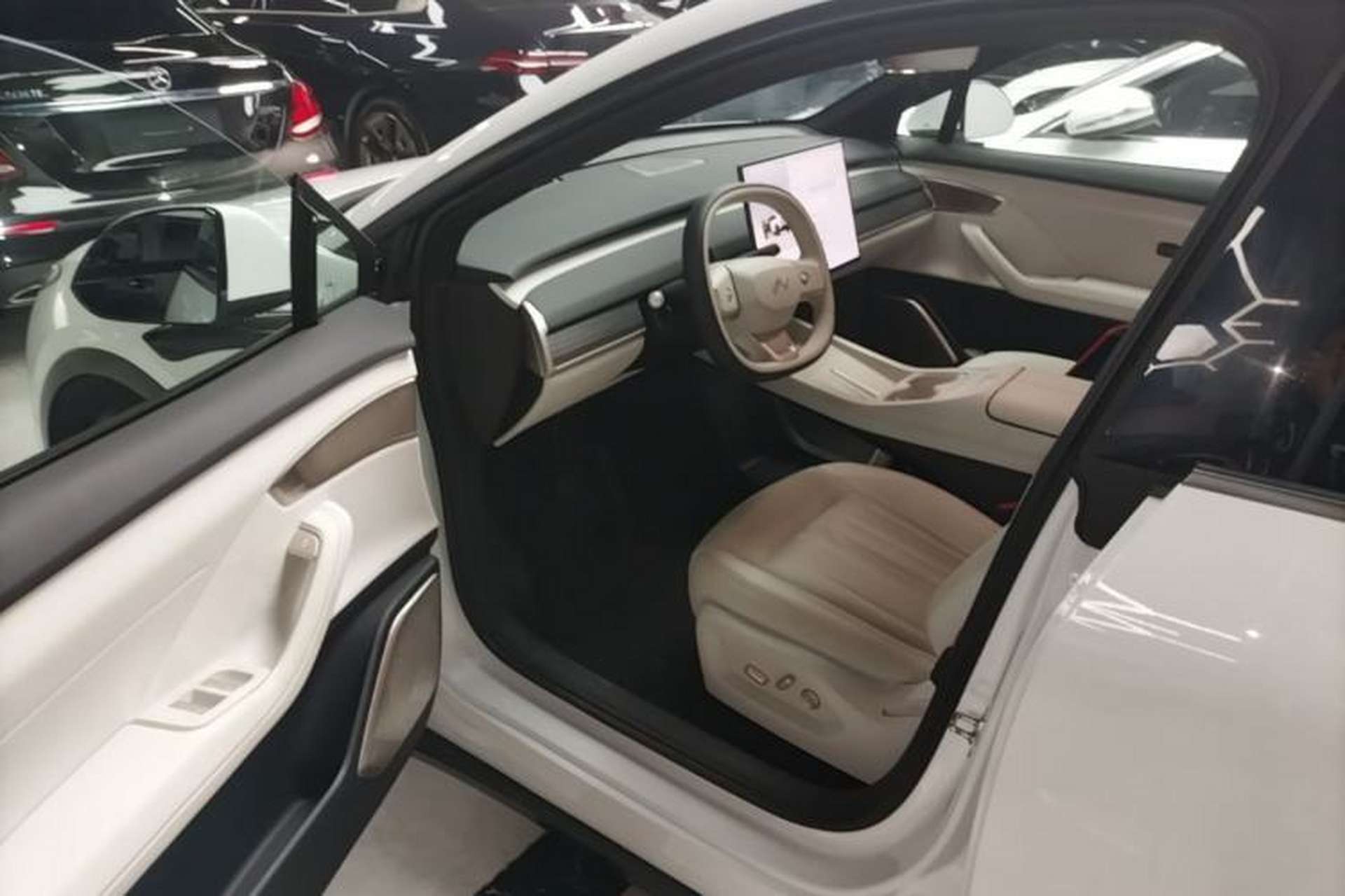 Used ONVO L60 2024 60 kWh Rear-Drive Version Driver Seat