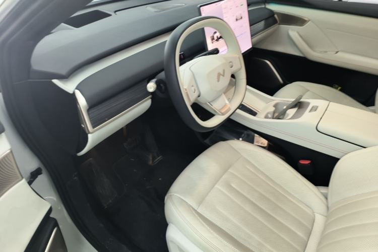 Used ONVO L60 2024 60 kWh Rear-Drive Version Driver Seat