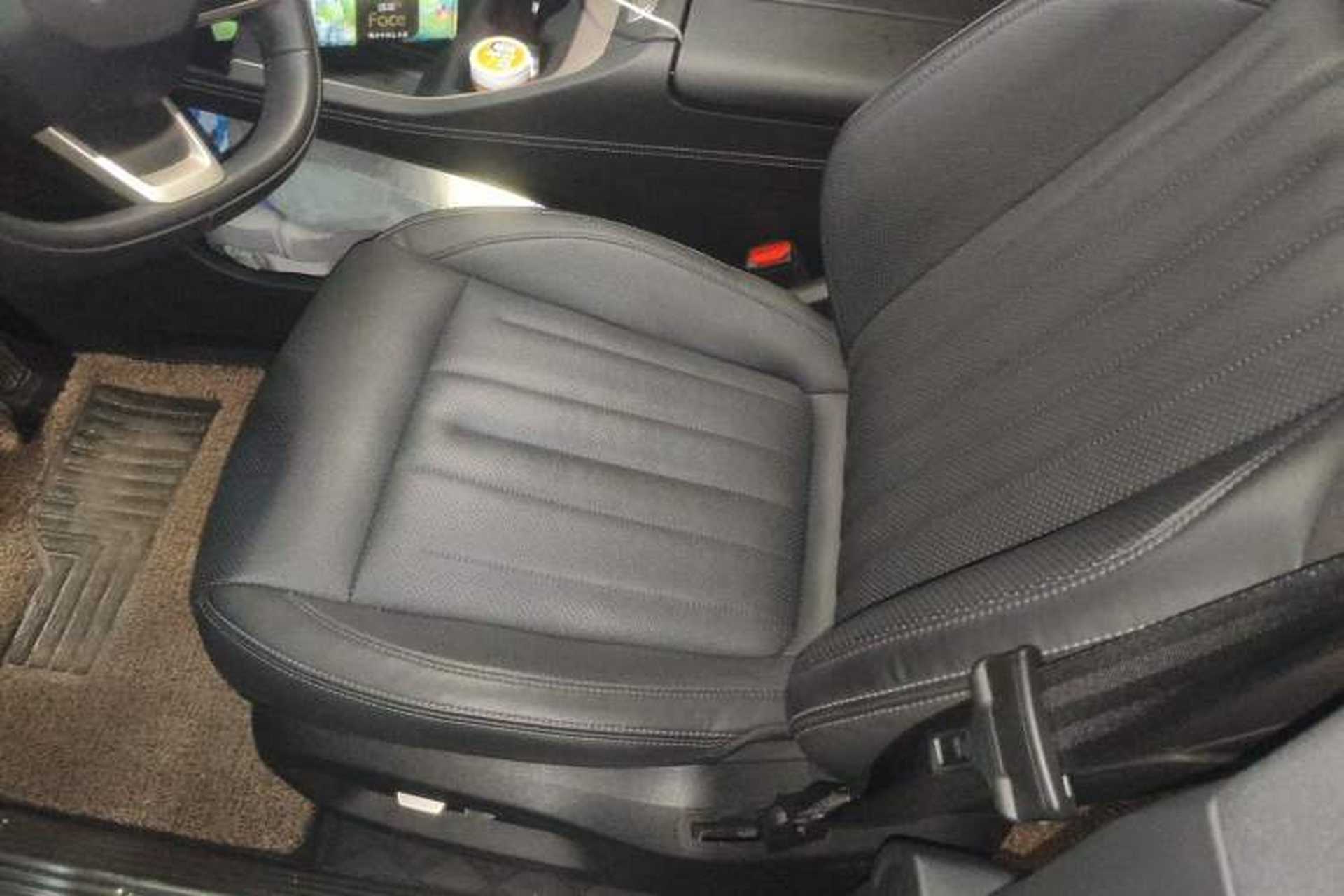 Used ONVO L60 2024 60 kWh Rear-Drive Version Driver Seat