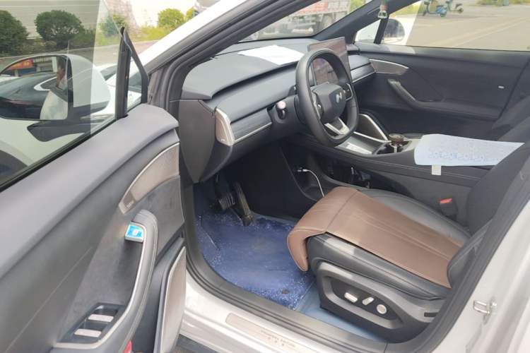 Used ONVO L60 2024 60 kWh Rear-Drive Version Driver Seat