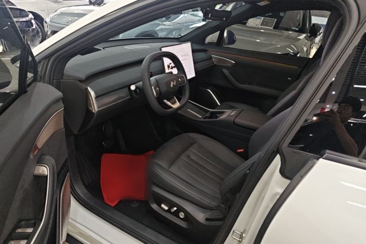 Used ONVO L60 2024 60 kWh Rear-Drive Version Driver Seat