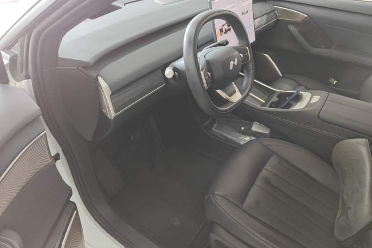 Used ONVO L60 2024 60 kWh Rear-Drive Version Driver Seat