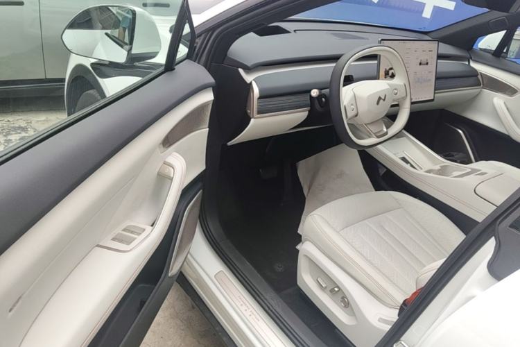 Used ONVO L60 2024 60 kWh Rear-Drive Version Driver Seat