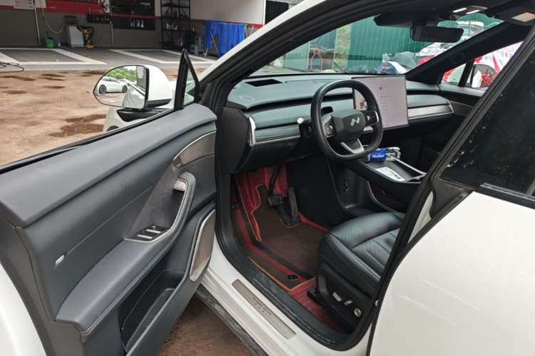 Used ONVO L60 2024 85 kWh Rear-Drive Version Driver Seat