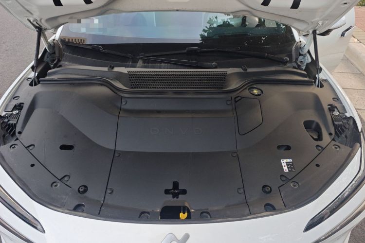Used ONVO L60 2024 60 kWh Rear-Drive Version Engine Bay