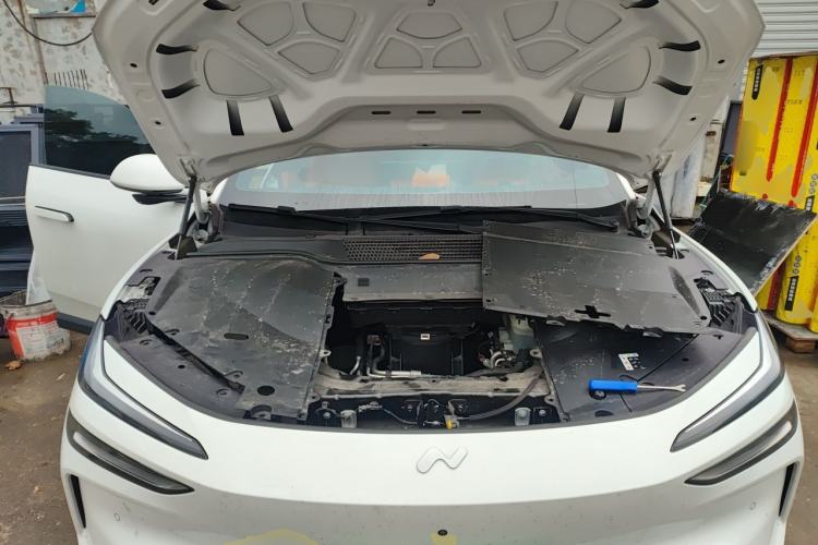 Used ONVO L60 2024 60 kWh Rear-Drive Version Engine Bay