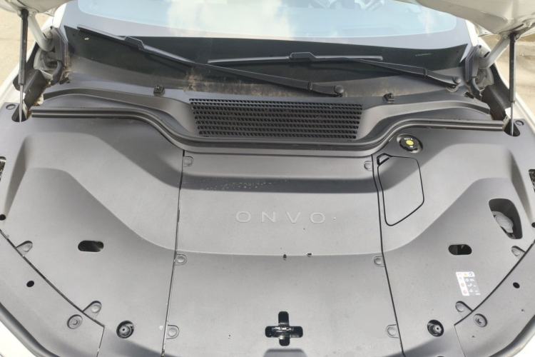 Used ONVO L60 2024 60 kWh Rear-Drive Version Engine Bay