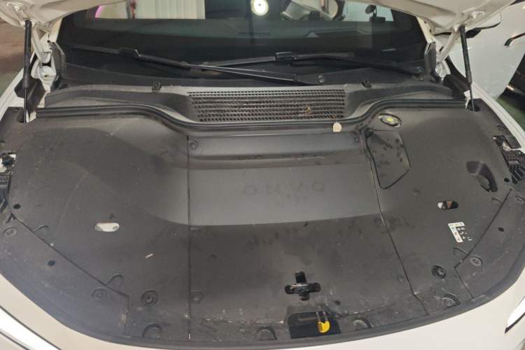 Used ONVO L60 2024 60 kWh Rear-Drive Version Engine Bay