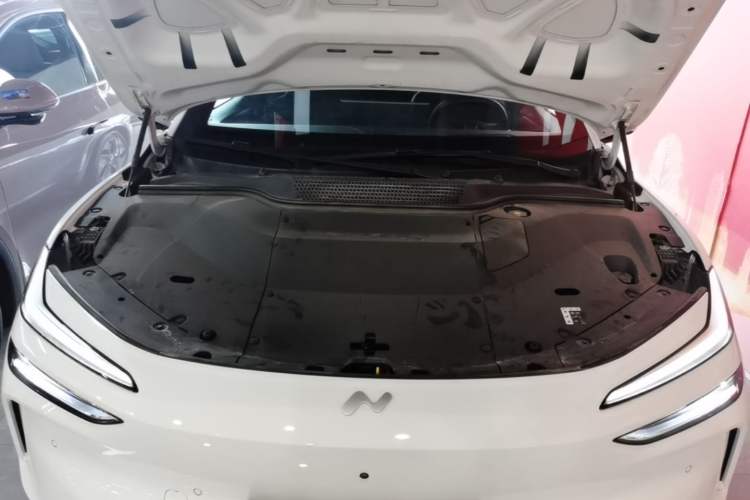 Used ONVO L60 2024 60 kWh Rear-Drive Version Engine Bay
