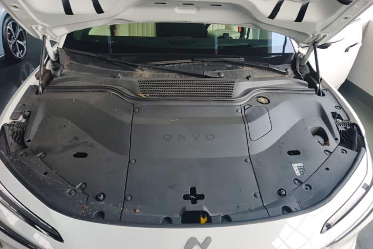 Used ONVO L60 2024 60 kWh Rear-Drive Version Engine Bay