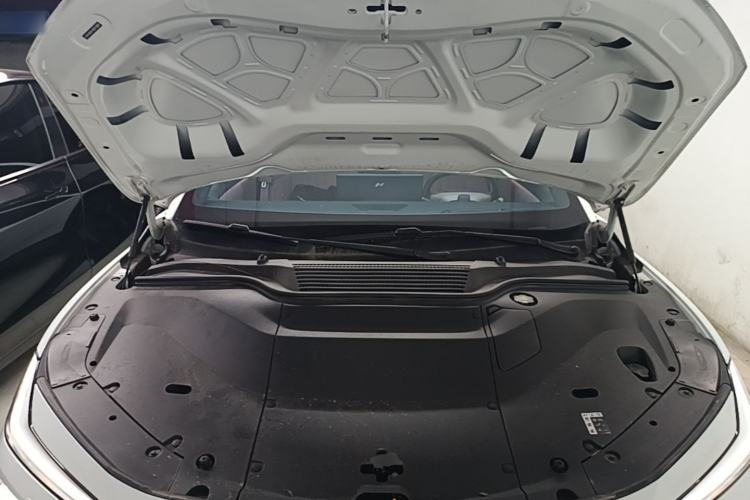 Used ONVO L60 2024 60 kWh Rear-Drive Version Engine Bay