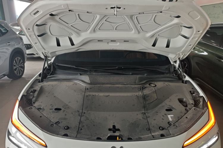 Used ONVO L60 2024 60 kWh Rear-Drive Version Engine Bay