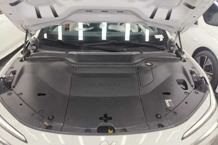 Used ONVO L60 2024 60 kWh Rear-Drive Version Engine Bay