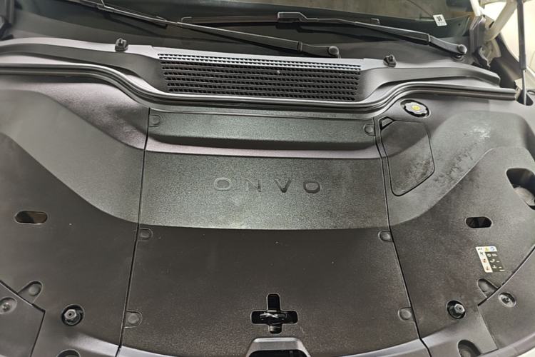Used ONVO L60 2024 60 kWh All-Wheel Drive Engine Bay