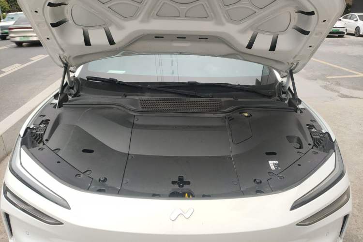 Used ONVO L60 2024 60 kWh Rear-Drive Version Engine Bay