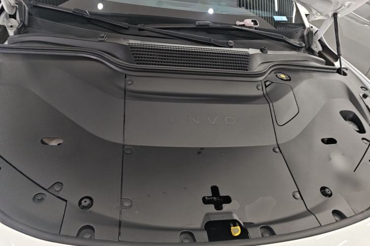 Used ONVO L60 2024 60 kWh Rear-Drive Version Engine Bay