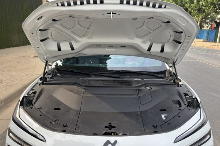 Used ONVO L60 2024 60 kWh Rear-Drive Version Engine Bay