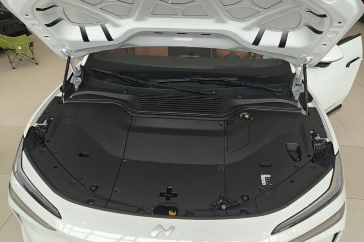 Used ONVO L60 2024 60 kWh Rear-Drive Version Engine Bay
