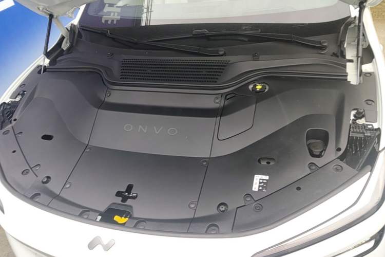 Used ONVO L60 2024 60 kWh Rear-Drive Version Engine Bay
