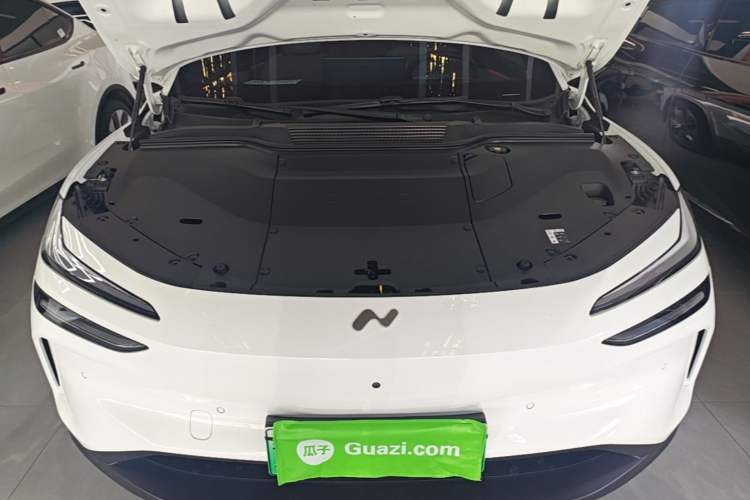 Used ONVO L60 2024 60 kWh Rear-Drive Version Engine Bay