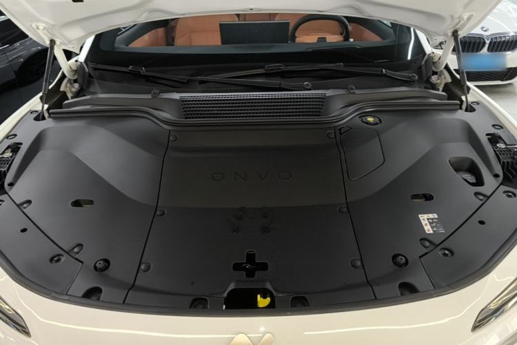 Used ONVO L60 2024 60 kWh Rear-Drive Version Engine Bay