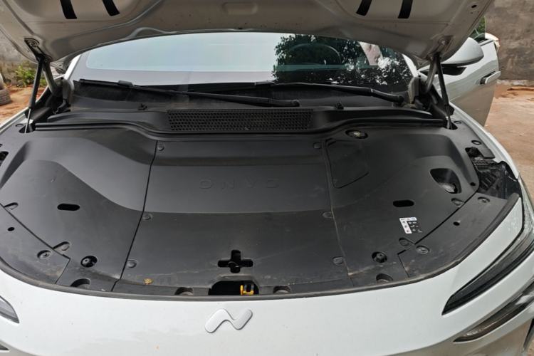 Used ONVO L60 2024 85 kWh Rear-Drive Version Engine Bay
