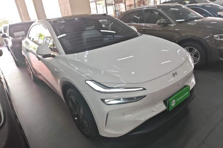 Used ONVO L60 2024 60 kWh Rear-Drive Version Exterior 1