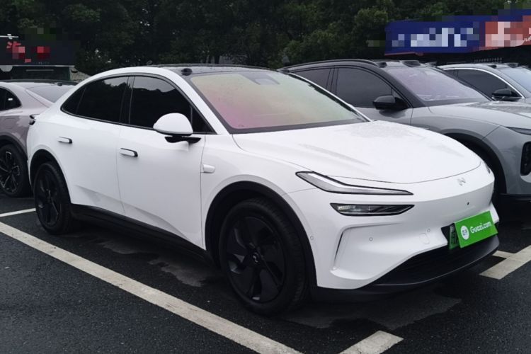 Used ONVO L60 2024 60 kWh Rear-Drive Version Exterior 1