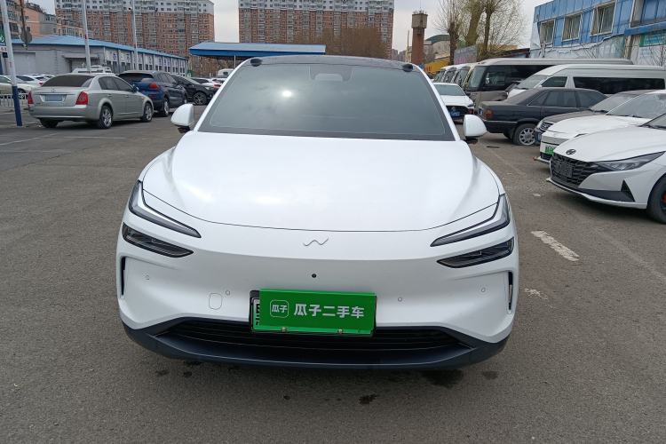 Used ONVO L60 2024 60 kWh Rear-Drive Version Exterior 1