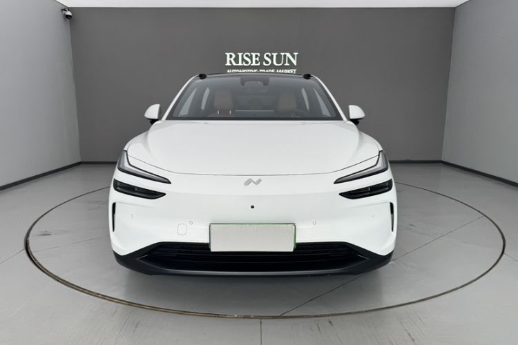 Used ONVO L60 2024 60 kWh Rear-Drive Version Exterior 2