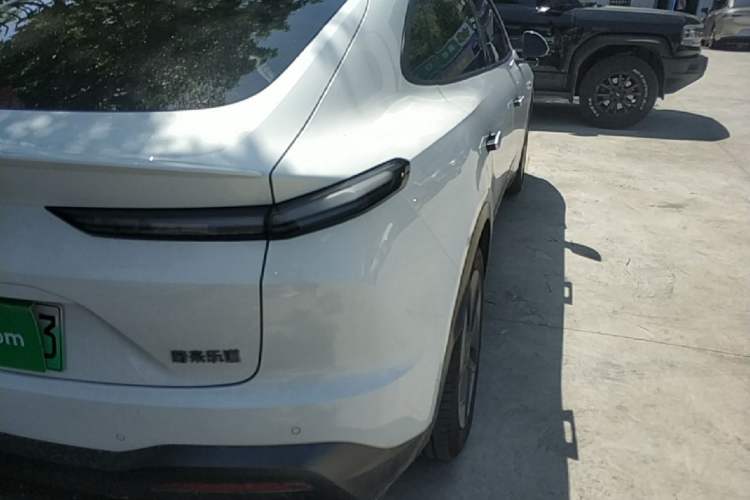 Used ONVO L60 2024 60 kWh Rear-Drive Version Exterior 3