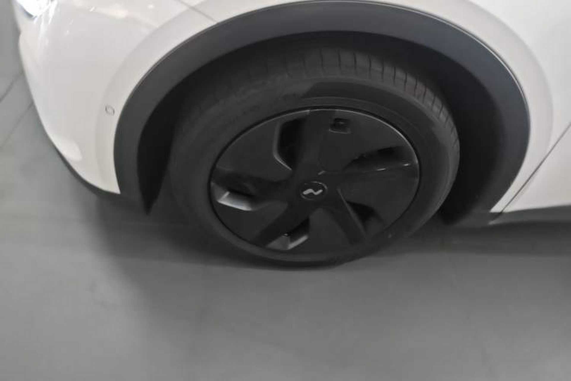 Used ONVO L60 2024 60 kWh Rear-Drive Version Exterior 4