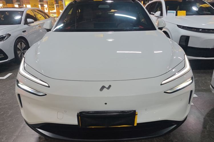 Used ONVO L60 2024 60 kWh Rear-Drive Version Front