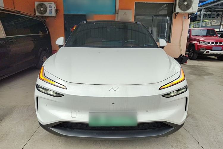Used ONVO L60 2024 60 kWh Rear-Drive Version Front
