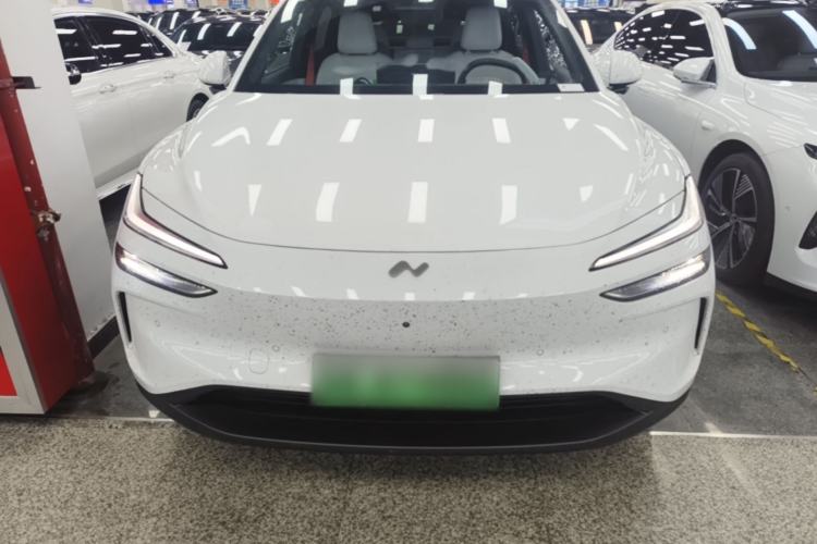 Used ONVO L60 2024 60 kWh Rear-Drive Version Front