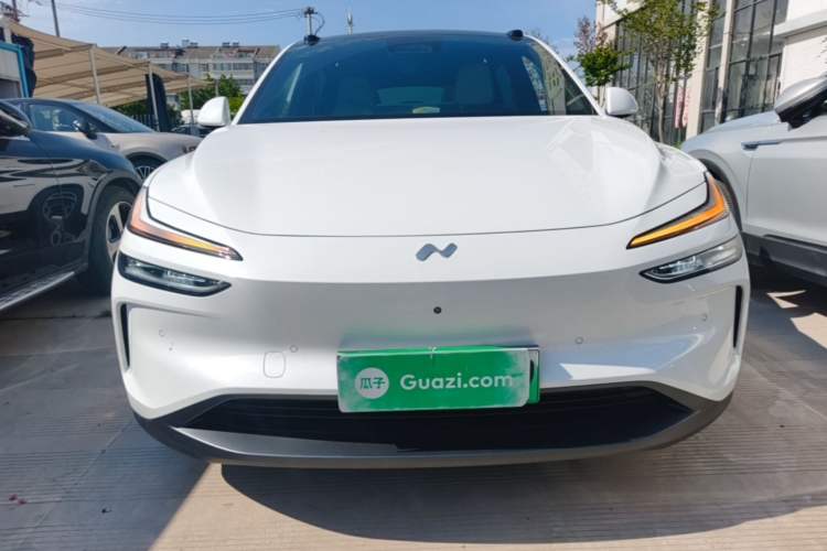 Used ONVO L60 2024 60 kWh Rear-Drive Version Front
