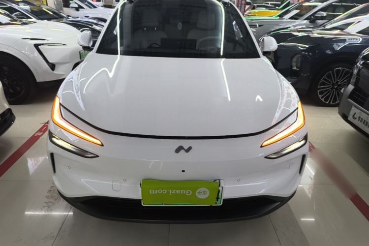 Used ONVO L60 2024 60 kWh Rear-Drive Version Front