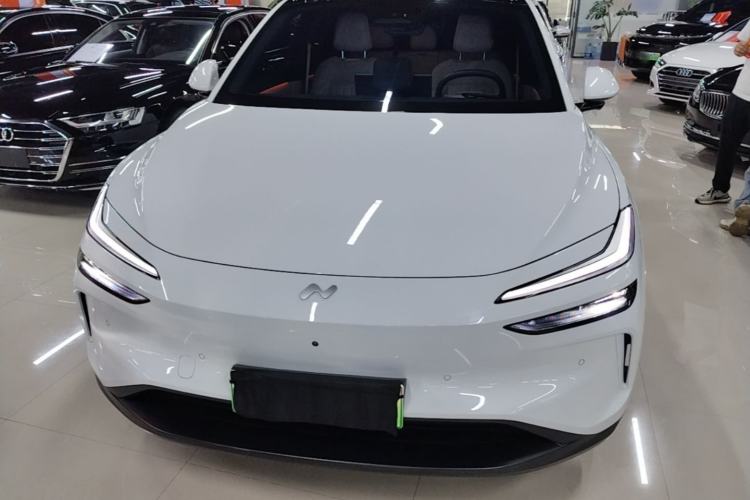 Used ONVO L60 2024 60 kWh Rear-Drive Version Front